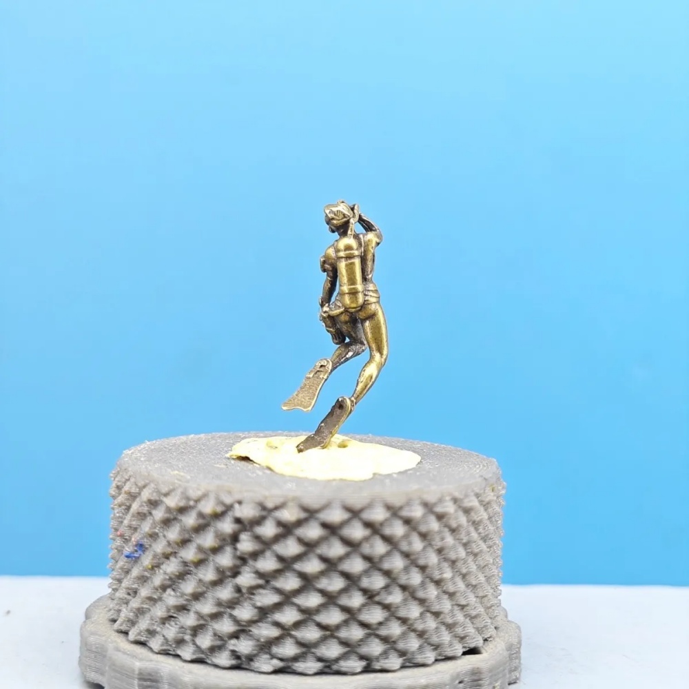 Vintage Brass Female Diver Min - огляд і ціна Marine Aquarium Decorations