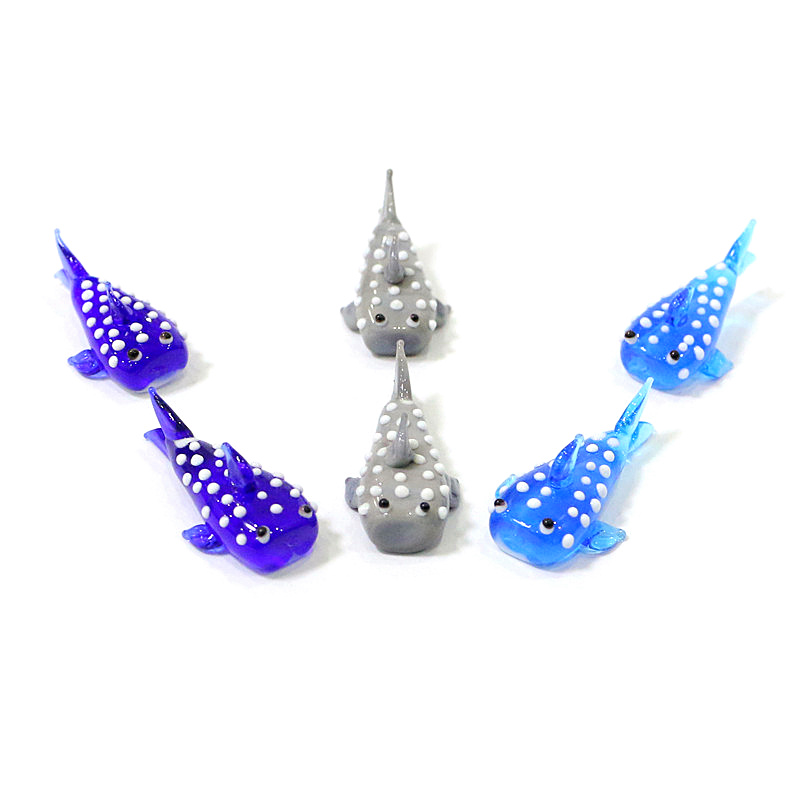 Miniature Glass Shark Figurine - огляд і ціна Marine Aquarium Japan